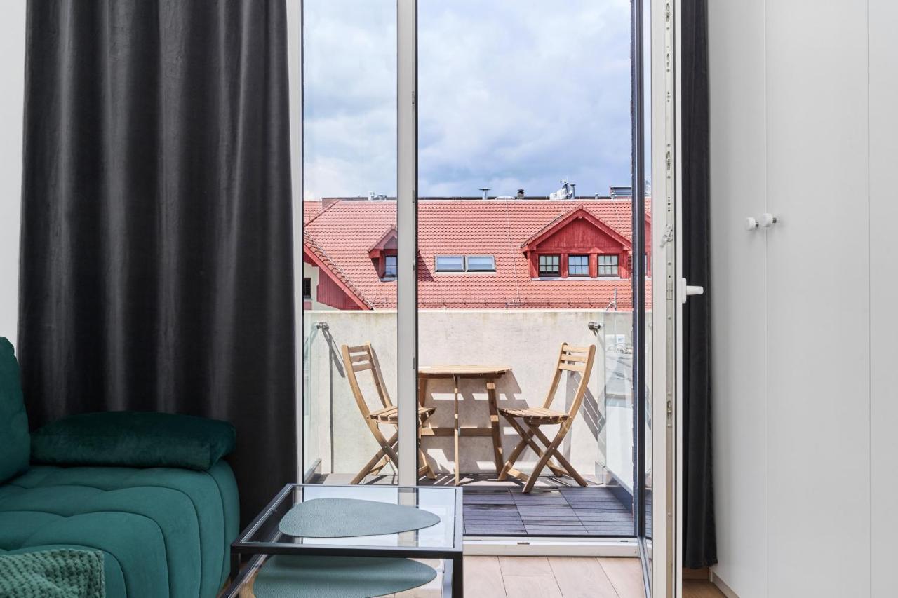 Apartment By The Oder River Wroclaw By Noclegi Renters Екстер'єр фото